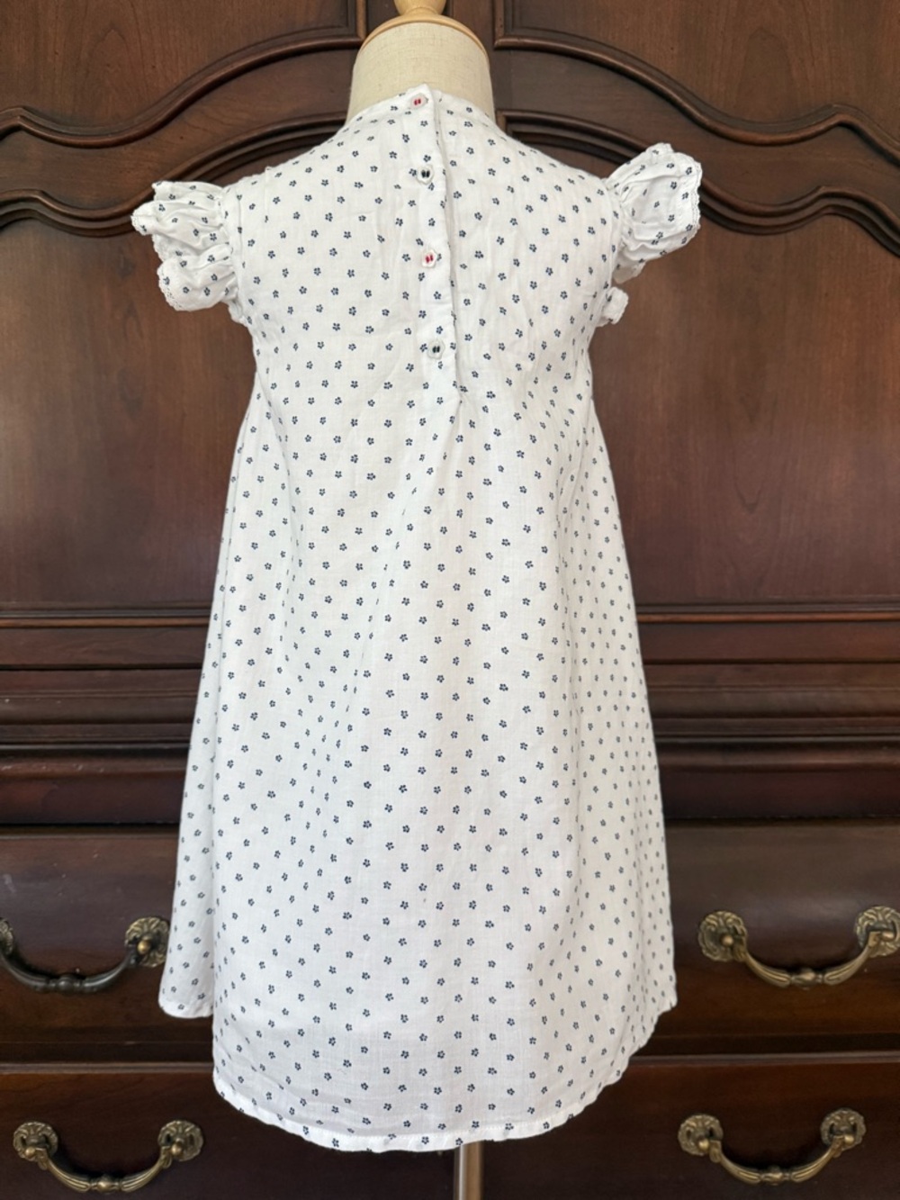 Smocked Flutter Sleeve Dress White Navy Floral Cottagecore Boutique Dress - Picture 6 of 8